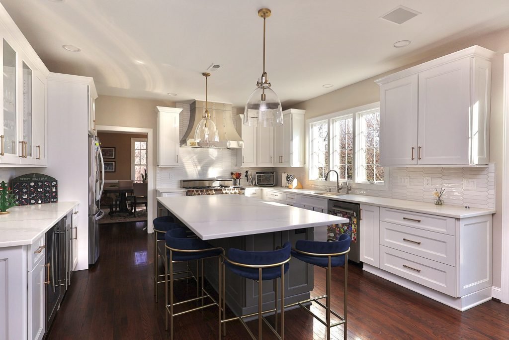 82CB5F44-3811-4A71-B5FA-901484423001