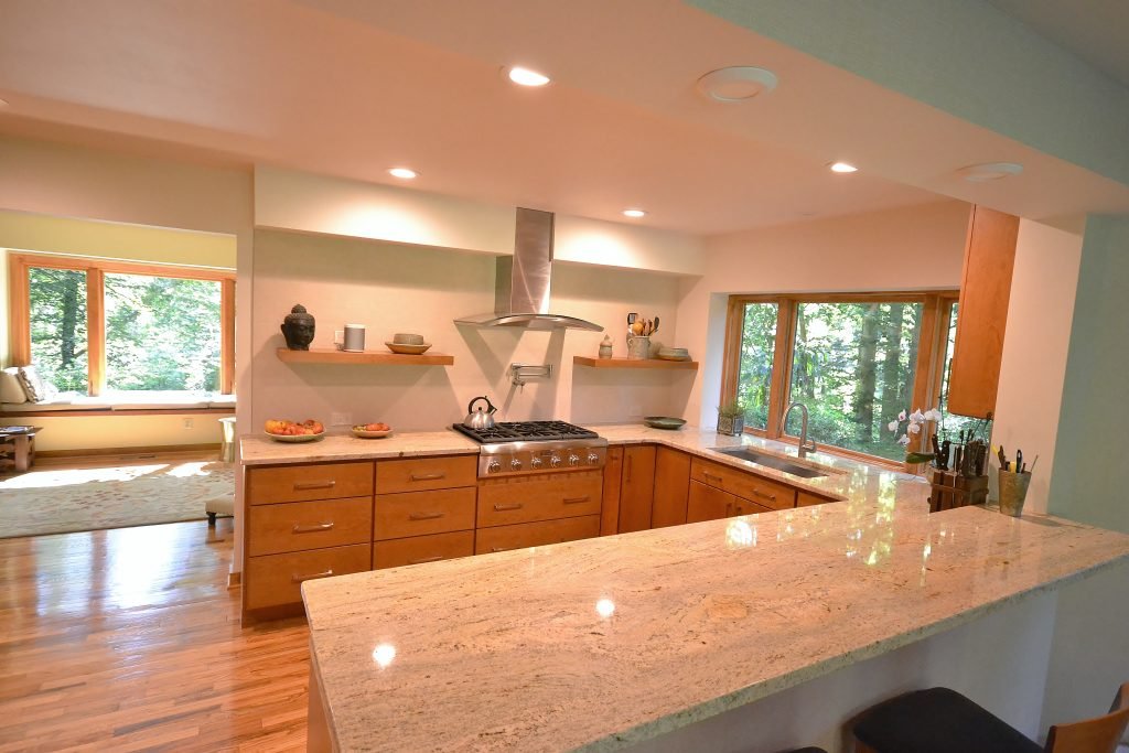 Grill kitchen 08-24-16 001