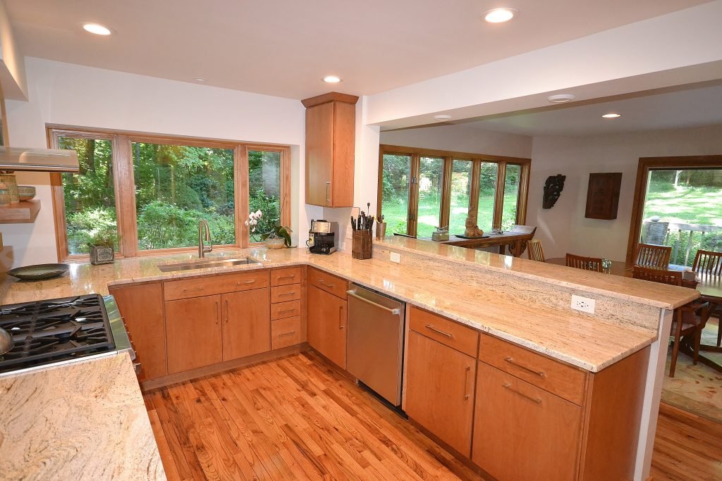 Grill kitchen 08-24-16 005